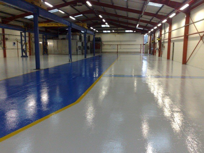 Thi công sơn epoxy cho khu vực ẩm thấp