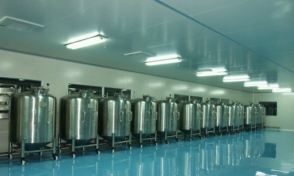 Thi công sơn nền bê tông nhà xưởng bằng sơn epoxy