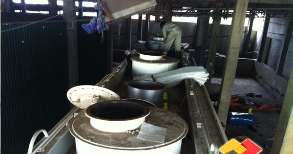 Bọc phủ Composite chống ăn mòn téc chứa xăng dầu