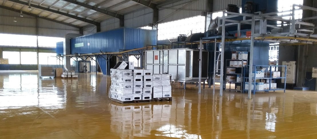 Thi công sơn nền bê tông nhà xưởng bằng sơn epoxy