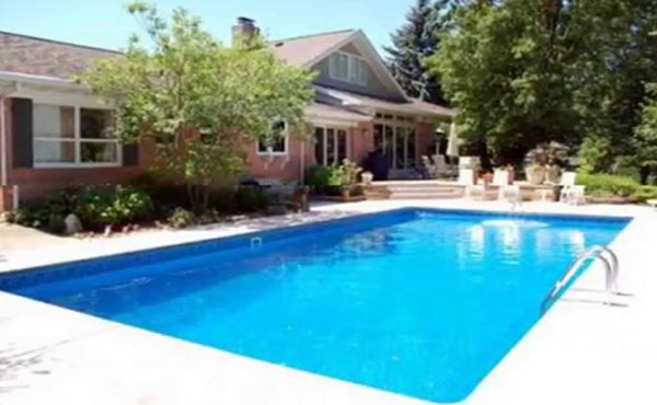 Sơn sàn epoxy cho bể bơi cao cấp