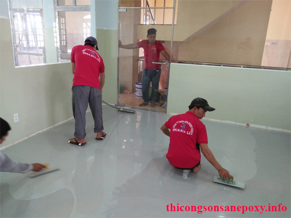 Sơn epoxy trên nền gạch men  Sơn epoxy trên nền gạch men